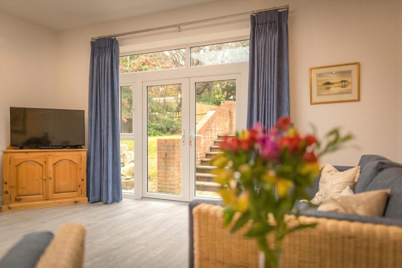 Ravelston Grange - stylish, spacious garden flat Torneo de Torneo de Eastbourne Exterior foto