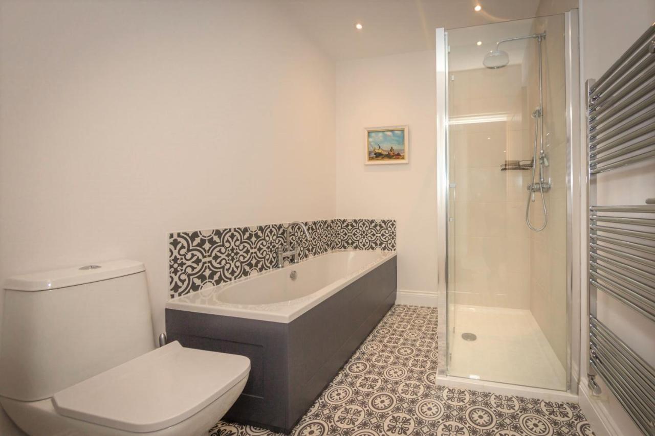 Ravelston Grange - stylish, spacious garden flat Torneo de Torneo de Eastbourne Exterior foto