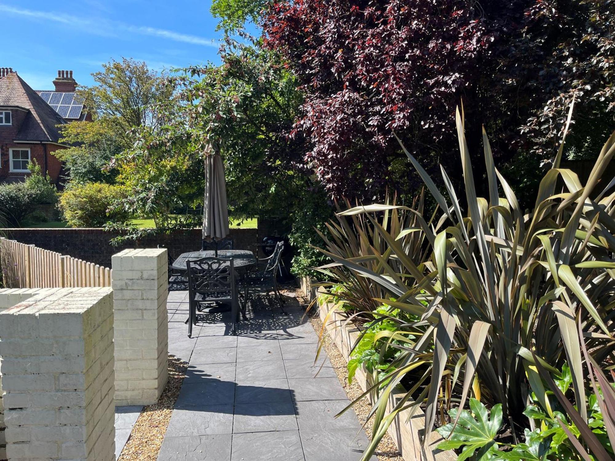 Ravelston Grange - stylish, spacious garden flat Torneo de Torneo de Eastbourne Exterior foto